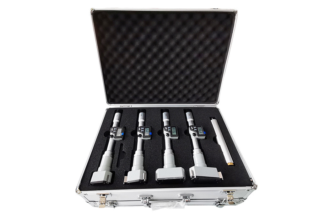 Set of Digital Three-point Bore Gauge with Setting Rings and Extension Rods for Wide Measurement